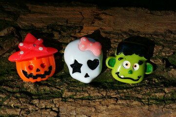 、为什么说旅游使人们产生了“空间距离”和“时间距离“,其依据是什么-